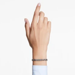 Imber Tennis Bracelet Round Cut, Black, Ruthenium Plated 5682592 (Size M) | Swarovski 11 Imber Tennis Bracelet Round Cut, Black, Ruthenium Plated 5682592 (Size M) | Swarovski -four seasons jewelry shop e3ed776c f753 519d b624 8b222bd3a766 90697.1705372443